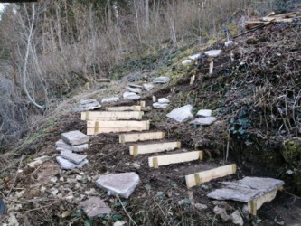 2021-03-22 Treppe zum Boulderraum anlegen
