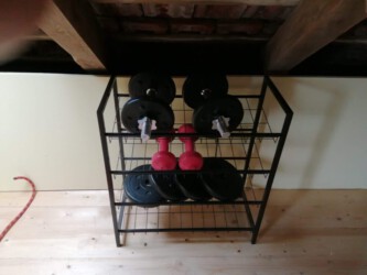 2022-02-22 Hanteln in der Trainingsecke