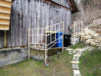 2022-03-17 Weinranke aus Restholz